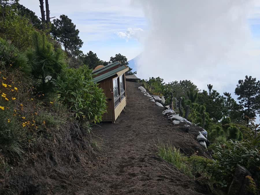 2-day tour from Antigua 1 night in Acatenango Volcano - The optional Fuego hike and its extra cost