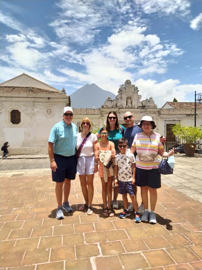 Antigua Guatemala: City Highlights Guided Walking Tour - Why this Antigua walking tour works best at the start