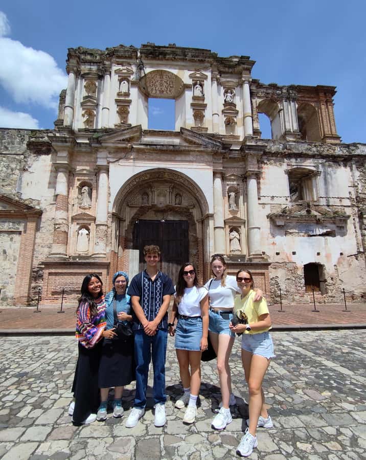 Antigua Guatemala: City Highlights Guided Walking Tour - The Union Tank and San Francisco Church