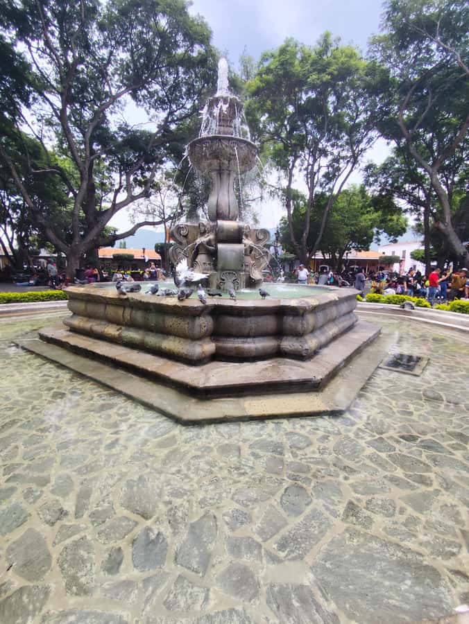 Antigua Guatemala: City Highlights Guided Walking Tour - Price, group size, and overall value