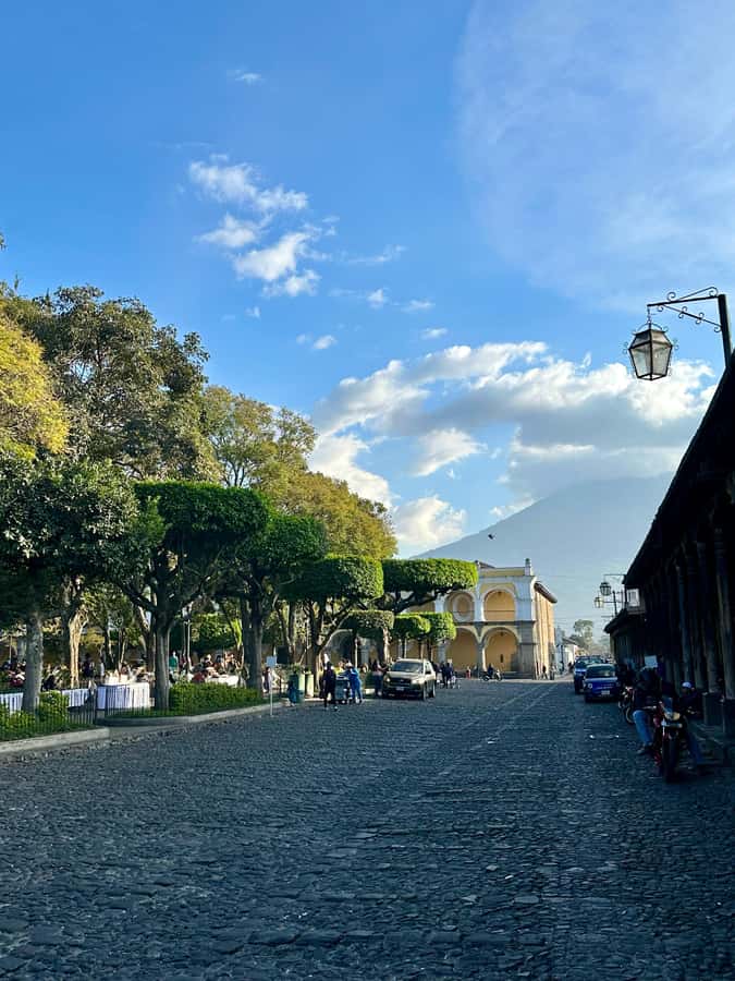 Antigua Guatemala: Full day tour. - Key Points at a Glance