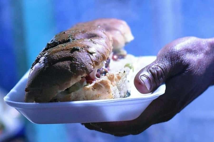 Antigua Local: Evening Street Food Tour with Dinner - Who will enjoy this food tour most