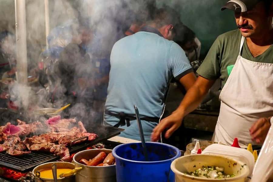 Antigua Local: Evening Street Food Tour with Dinner - Shucos and the small comedores