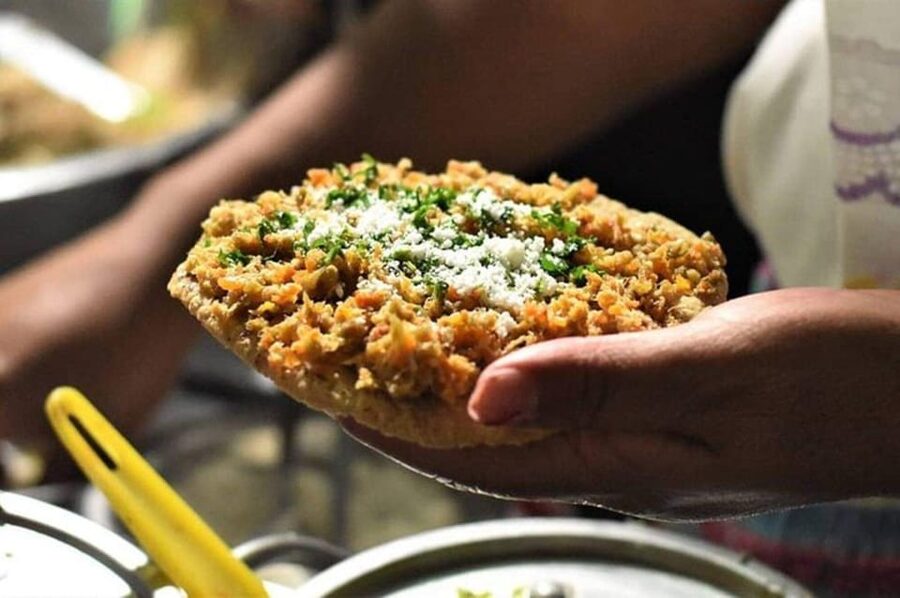 Antigua Local: Evening Street Food Tour with Dinner - Why the private guide changes the experience