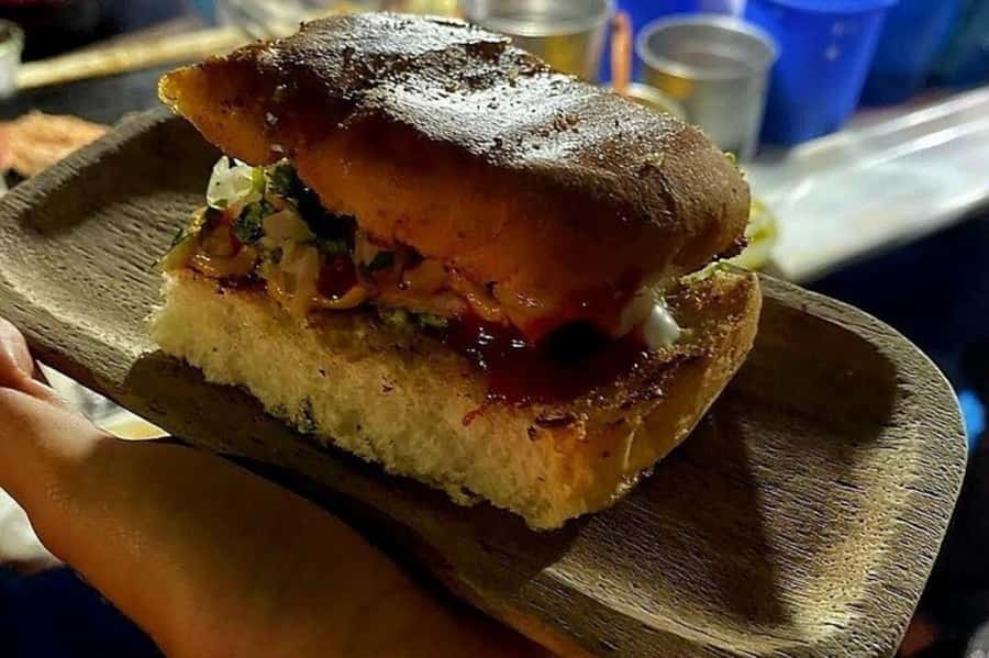 Antigua Local: Evening Street Food Tour with Dinner - Walking, timing, and weather