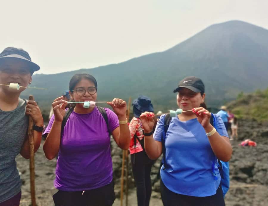 Antigua: Marshmallows Roasting at Pacaya Volcano 6-hour Tour - Paying at the Pacaya entrance