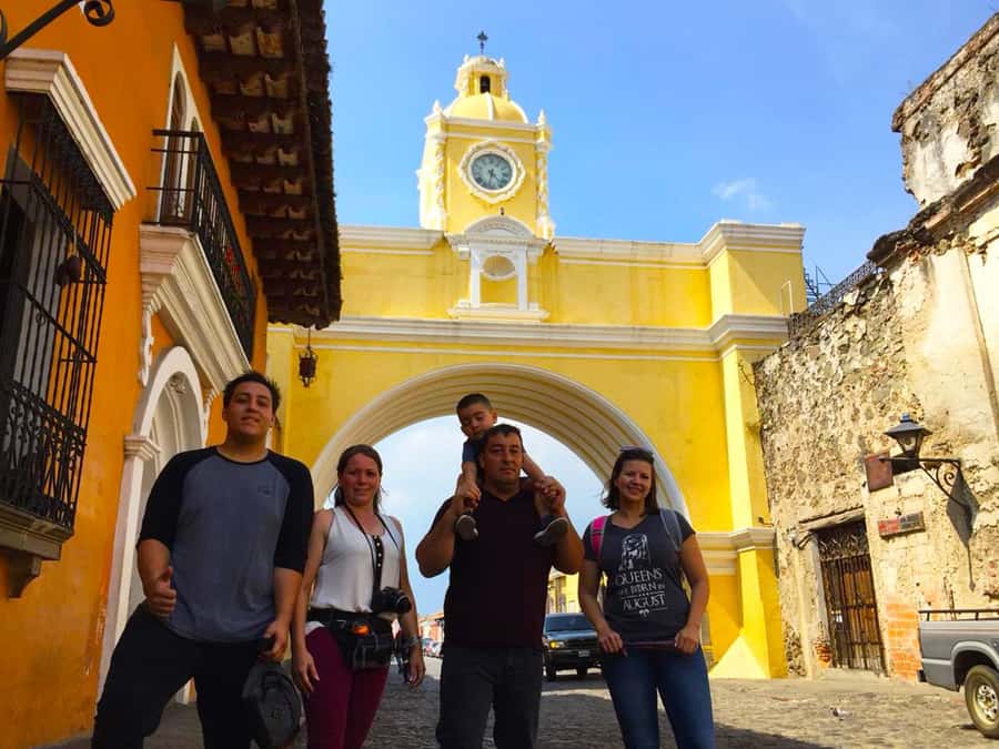 Combo Tour: Colonial Antigua & Guatemala City Explorer Tour - Central Park and the story behind Las Sirenas