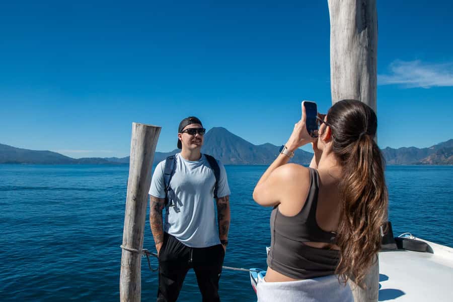 FROM ANTIGUA, ROUND TRIP: EXPLORING THE VILLAGES OF LAKE ATITLÁN. - Panajachel and the first lake views