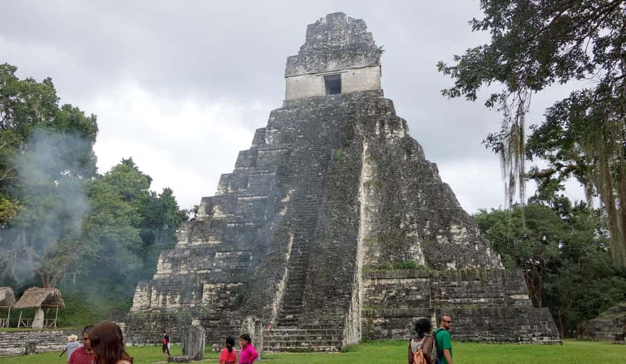 From Flores: 2-Day Tikal & Yaxhá Tour - Why Tikal and Yaxhá Work Well Together