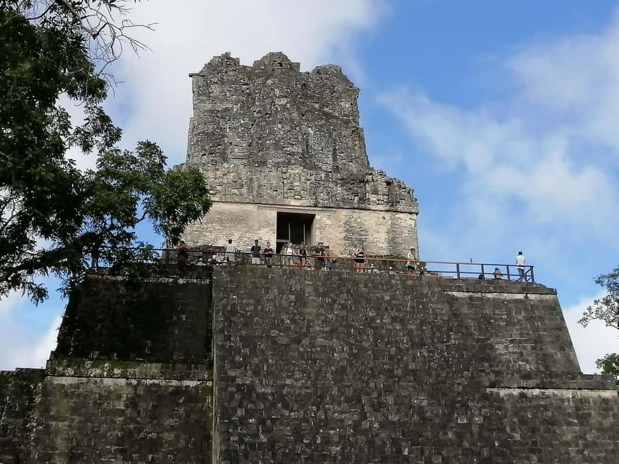 From Flores Guided Tour to Tikal with transportation + lunch - Key points at a glance