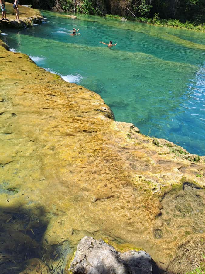 From Guatemala City to Semuc Champey in one day. - Guide Ludwin and the value of a private group