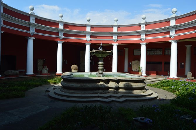 Guatemala City Half Day Private Tour - Walking La Sexta with the city around you