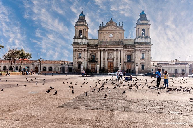 Guatemala city Walking Tour and public bus - Why the bus ride changes the morning