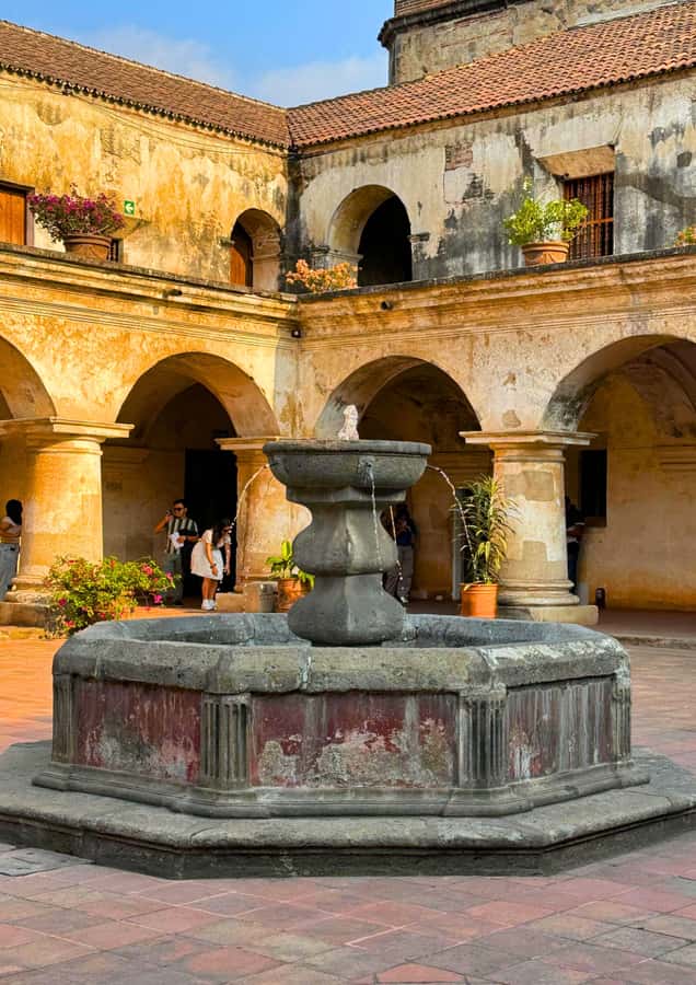 Hobbitenango and Antigua Tour: From Guatemala City - Central Park and San Francisco Church