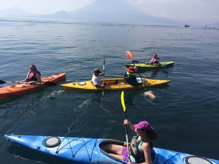 Kayak Hike Adventure. Visit Tzununa, Jaibalito, Santa Cruz - Jaibalito and Santa Cruz on foot
