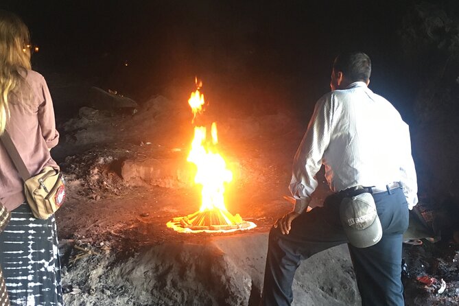 Lake Atitlan: Mayan Ceremony at the Sacred Caves - Taking part in the Maya fire ceremony