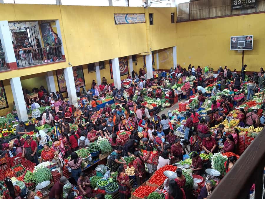 One-day visit to Chichicastenango from Antigua Guatemala - The missing guide changes the experience