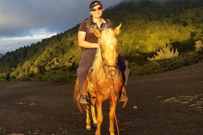 Pacaya Volcano Hikking from Guatemala City - Why the Small Group Helps