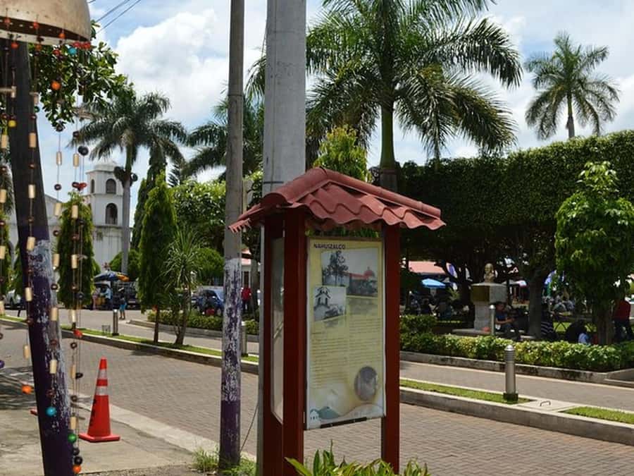 San Salvador: Full Day Ruta de Las Flores and Coffee Farm - Small-group service and the guide factor