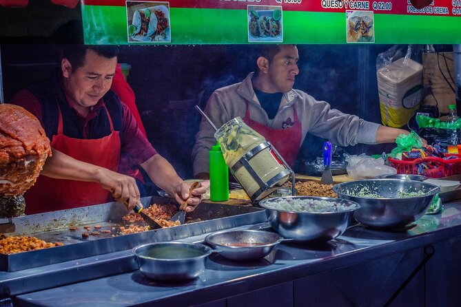 Street Food Tour Around Antigua - What the tour does not try to be